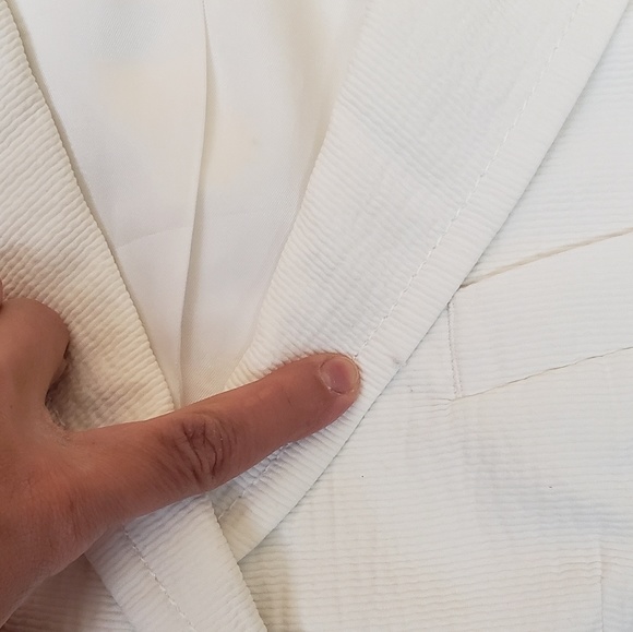 Armani Collezioni Blazer, sz 8. - Picture 4 of 8